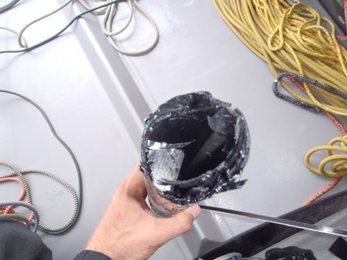 Emergency repairs through the night keep the British sailor in the race. © Alex Thomson http://www.alexthomsonracing.com